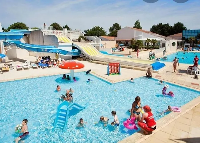 Les Bois Mobil Grand Luxe 3ch 2sdb Kemping Saint-Jean-de-Monts